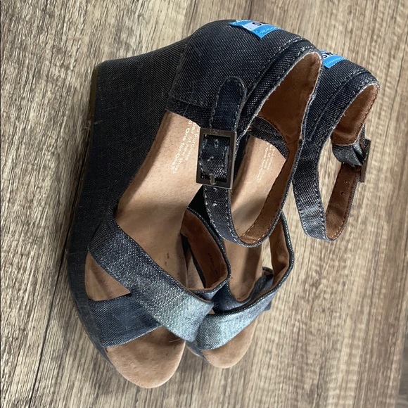 TOMS metallic wedge heel - Picture 6 of 6